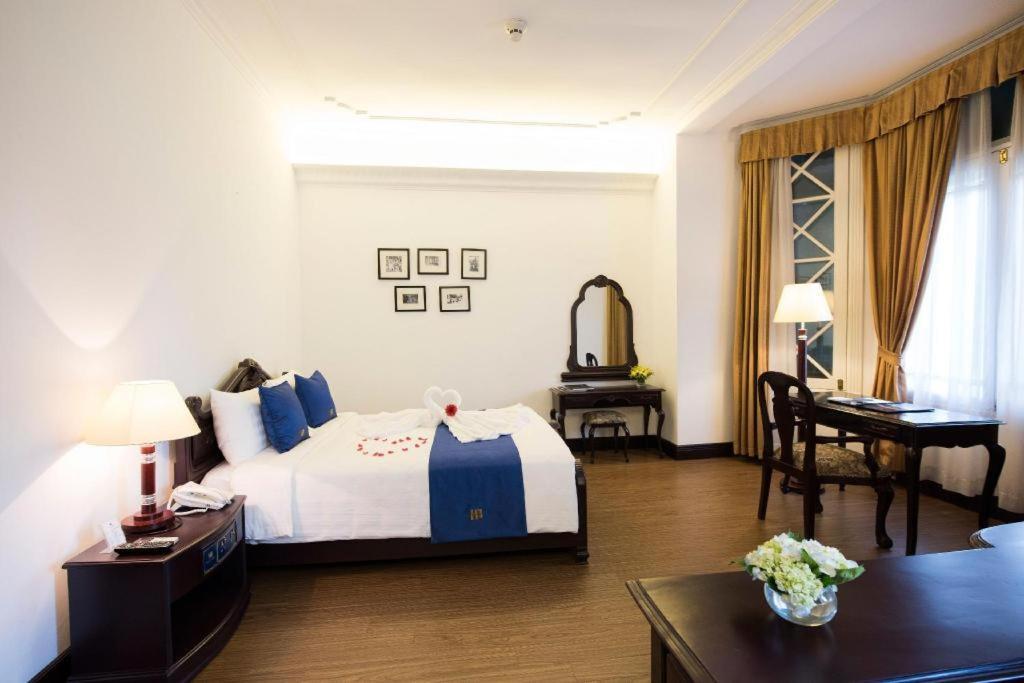 Hoa Binh Hotel Hanoi Kültér fotó