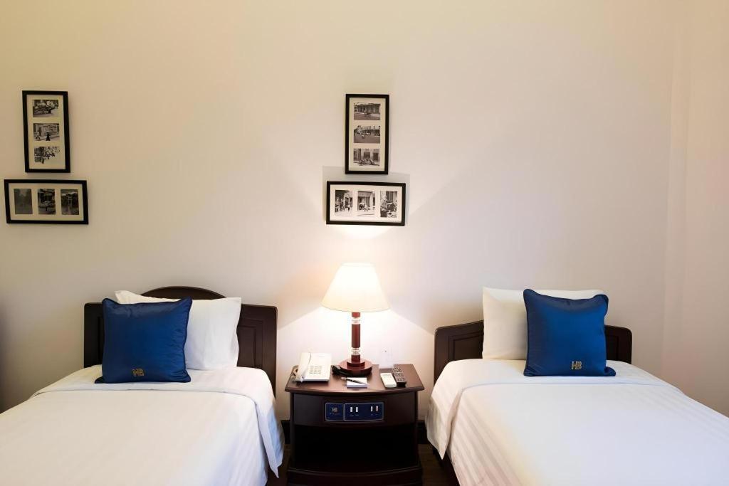 Hoa Binh Hotel Hanoi Kültér fotó