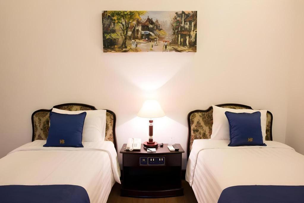 Hoa Binh Hotel Hanoi Kültér fotó