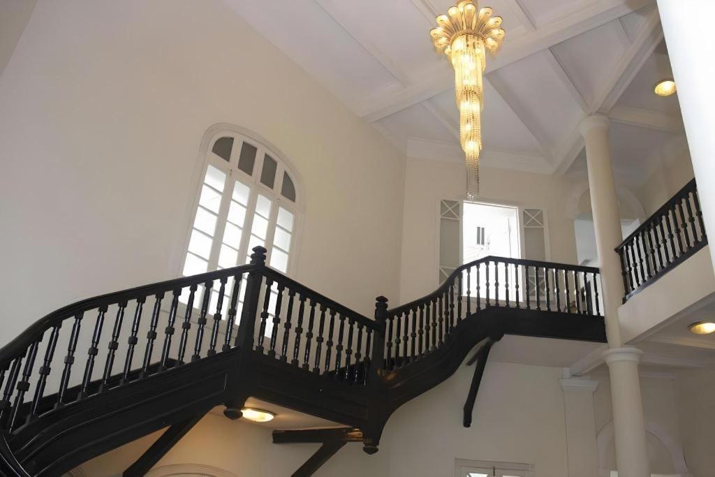 Hoa Binh Hotel Hanoi Kültér fotó