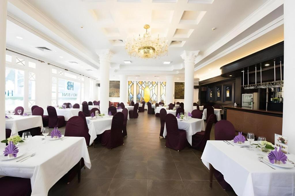 Hoa Binh Hotel Hanoi Kültér fotó