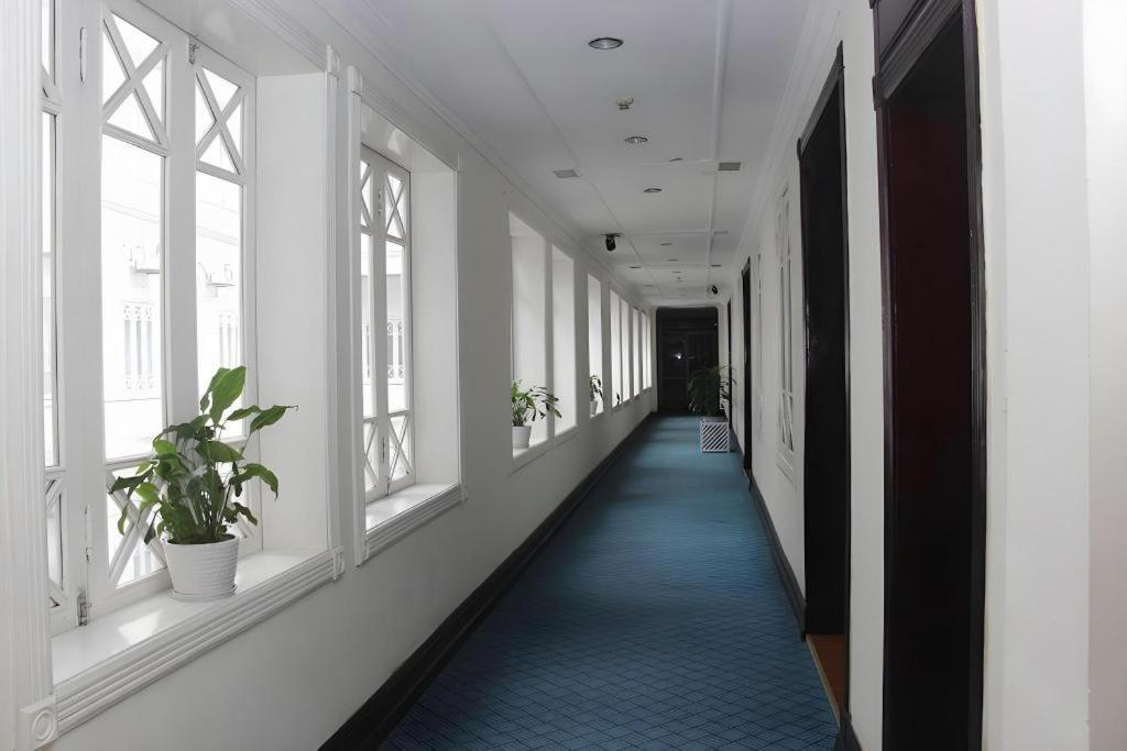 Hoa Binh Hotel Hanoi Kültér fotó