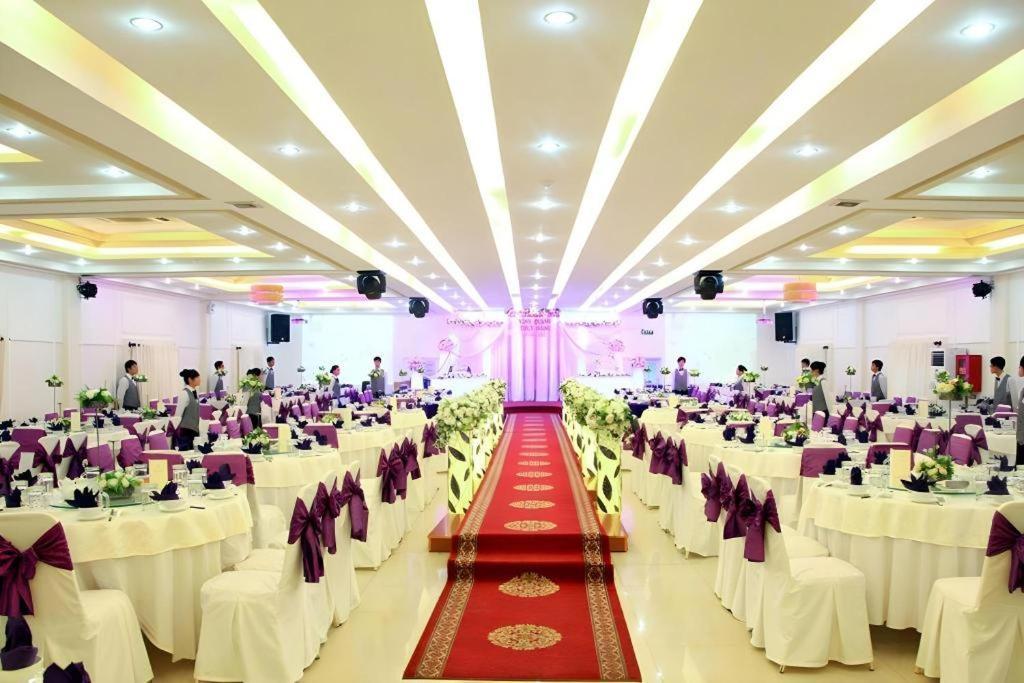 Hoa Binh Hotel Hanoi Kültér fotó