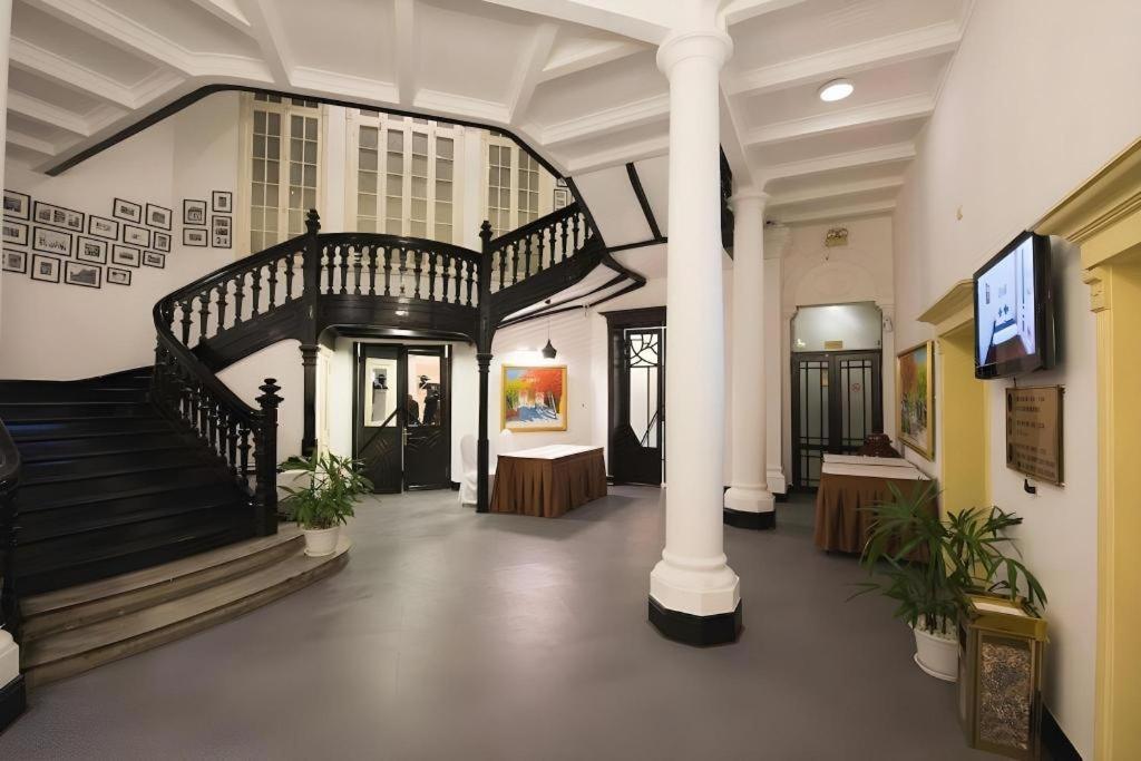 Hoa Binh Hotel Hanoi Kültér fotó